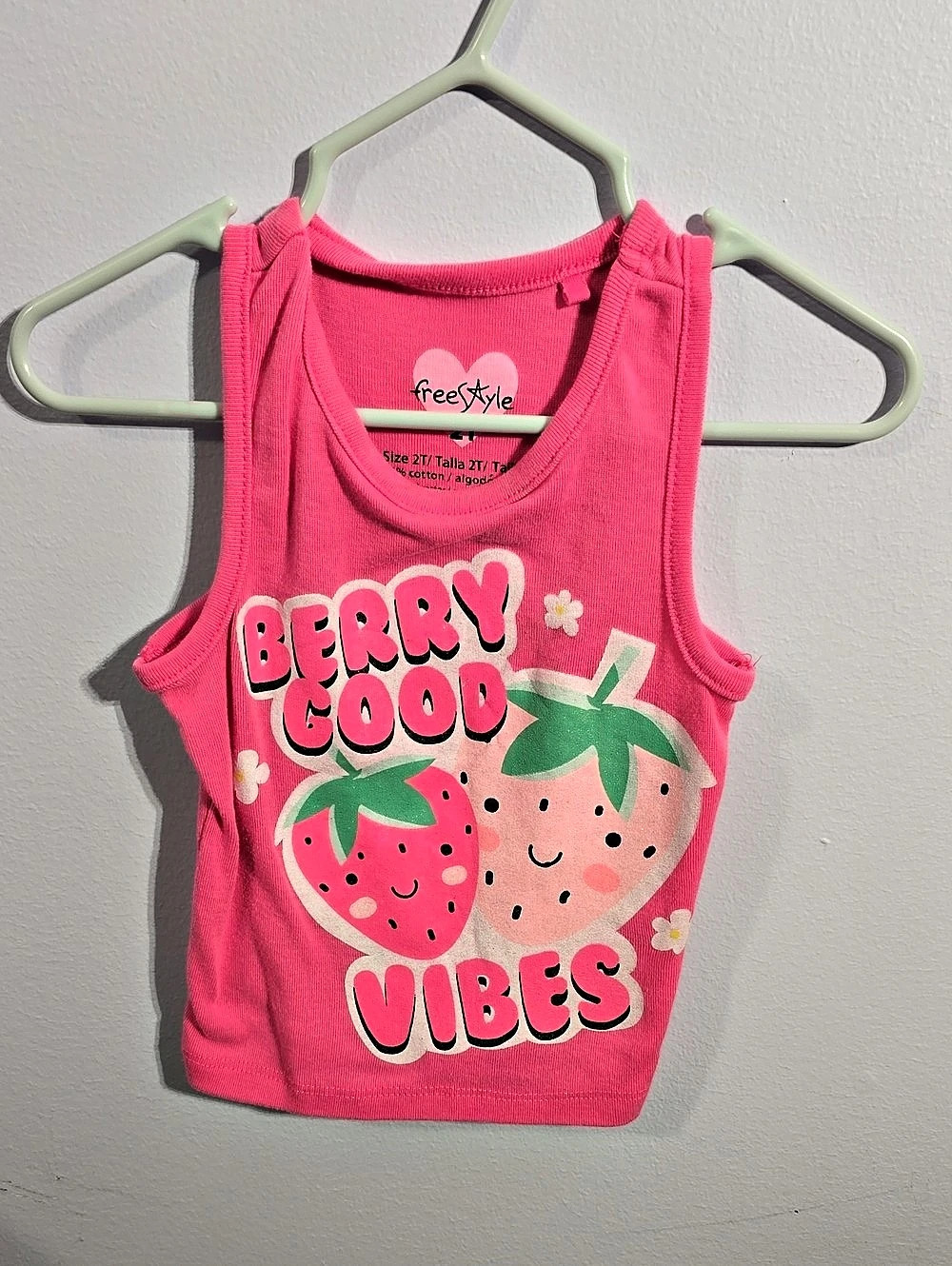 FreeStyle Strawberry Graphic Tank Top Size 2T